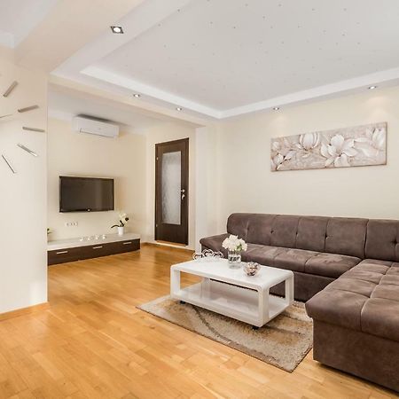 Apartman Javor Διαμέρισμα Otočac Εξωτερικό φωτογραφία