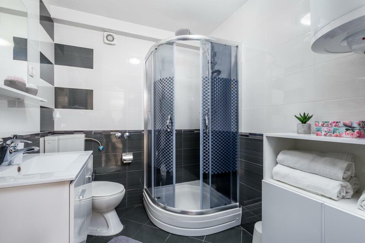Apartman Javor Διαμέρισμα Otočac Εξωτερικό φωτογραφία