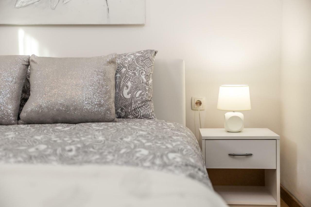 Apartman Javor Διαμέρισμα Otočac Εξωτερικό φωτογραφία