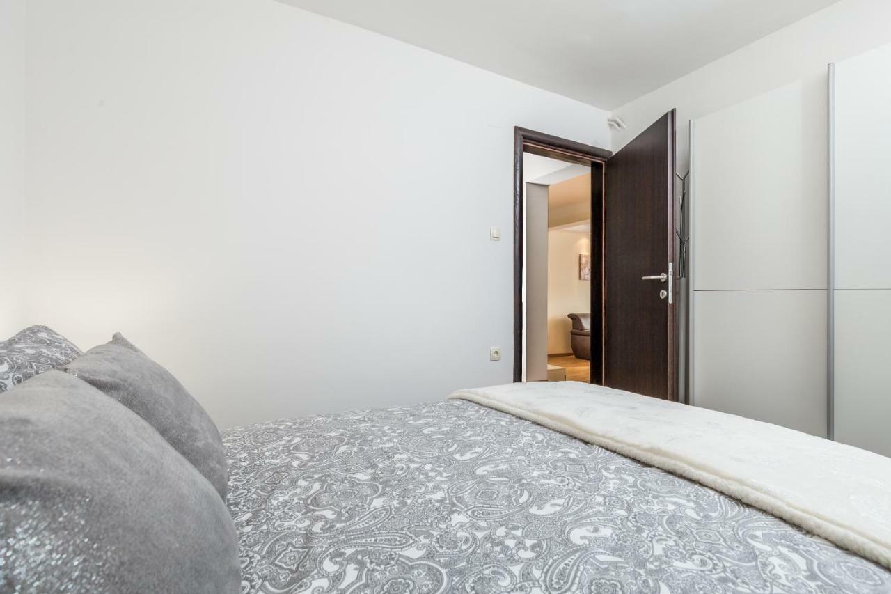 Apartman Javor Διαμέρισμα Otočac Εξωτερικό φωτογραφία